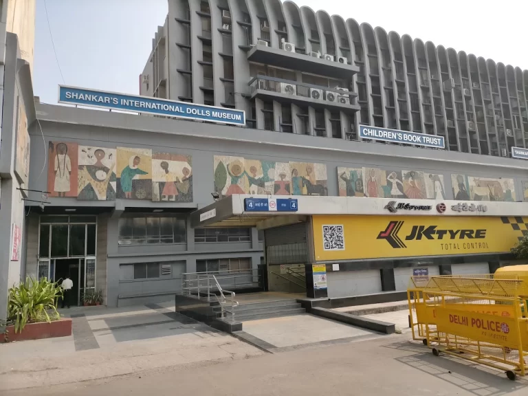 Shankar’s International Dolls Museum